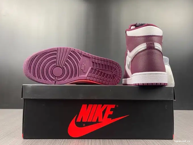 555088-611 High OG Air Jordan 1 Bordeaux 0408